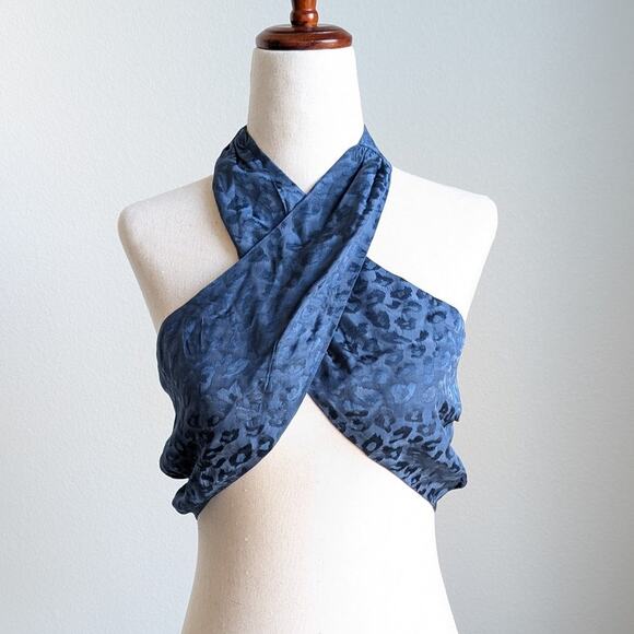 Lovers and Friends Regina Blue Satin Sleeveless Strap Cropped Print Top, size M - Picture 1 of 5